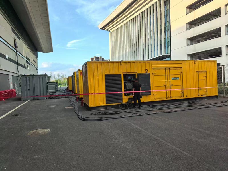 泸县柴油发电机冬季保养注意事项?